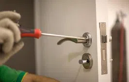 Locksmith Master Shop Brooklyn, NY 718-489-9792 - 5-Locks-Repair