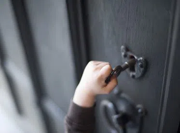 Locksmith Master Shop Brooklyn, NY 718-489-9792 - 7-Door-Unlock
